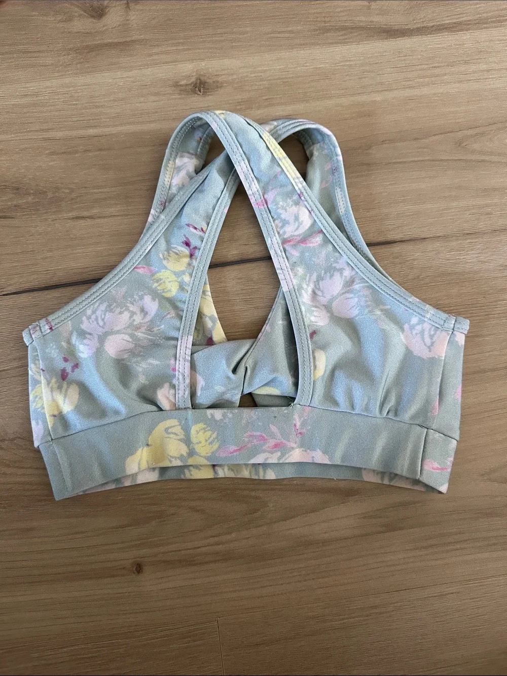 Floral Twist Front Sports Bra - Light Blue
